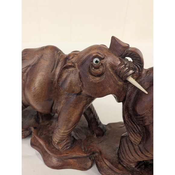 Vintage Dark Hardwood Elephant Parade Sculpture Carving 3 Elephants 9" Display - Picture 9 of 16
